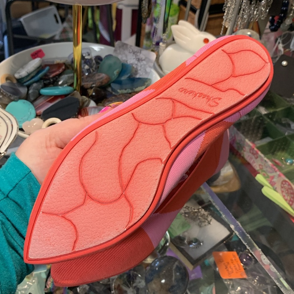 Skechers love triangle NEW slip ons flats Cleo red pink - Picture 3 of 4